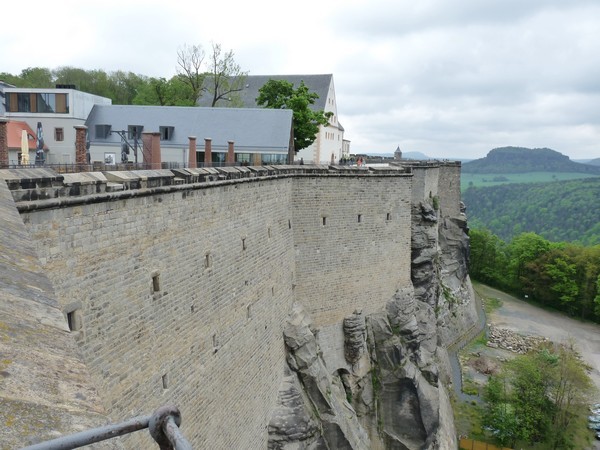 konigstein-hradby
