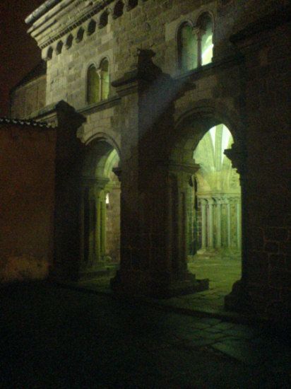 Bazilika - Teb