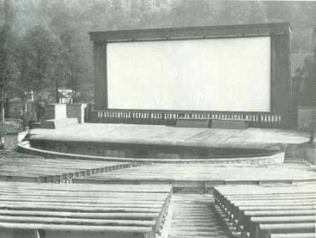 letni kino KV